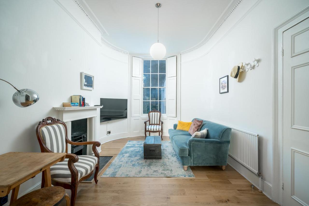 Sleek Flat With Communal Courtyard London Eksteriør billede