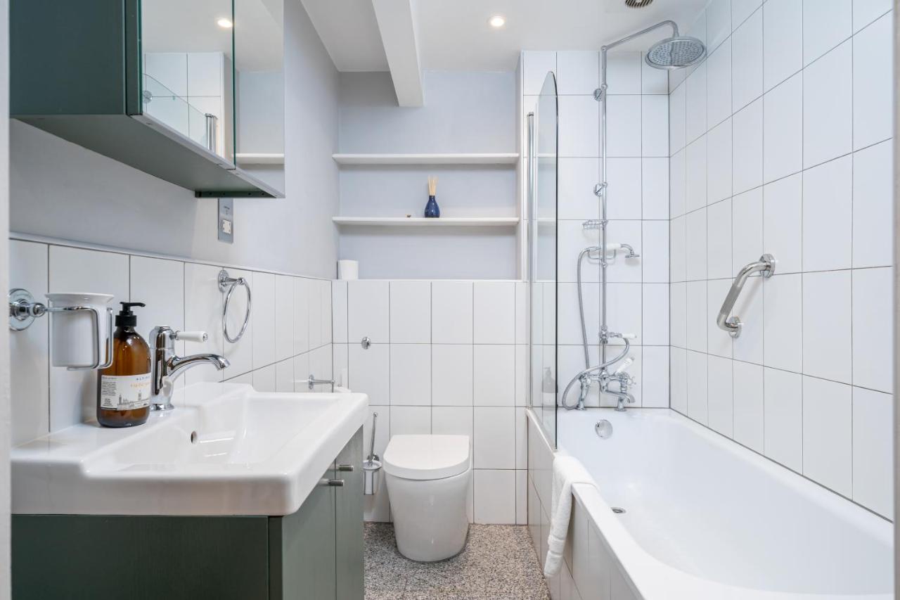 Sleek Flat With Communal Courtyard London Eksteriør billede